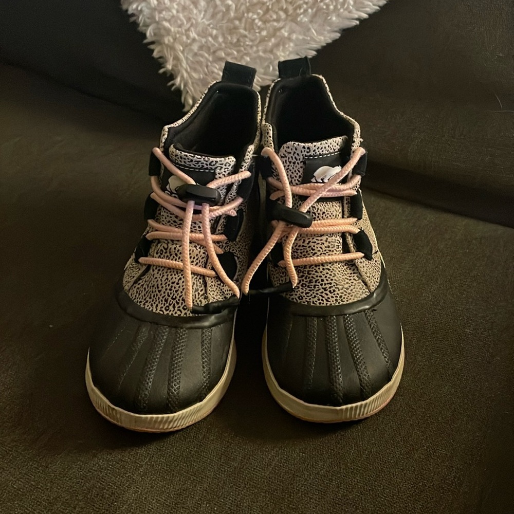 Girls Sorel Boots, Size 3